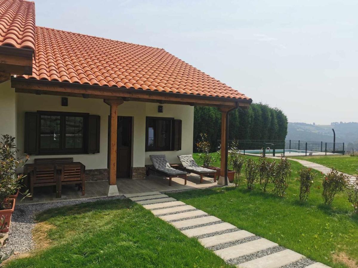 Apartmán La Campa De Faedoangelina Cudillero Exteriér fotografie