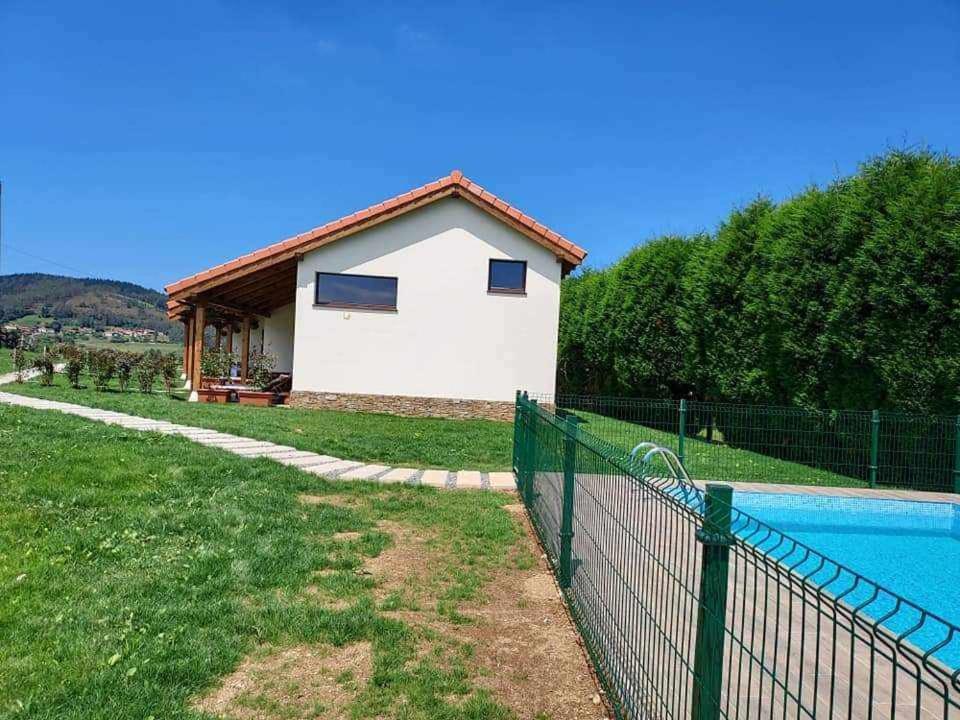 Apartmán La Campa De Faedoangelina Cudillero Exteriér fotografie